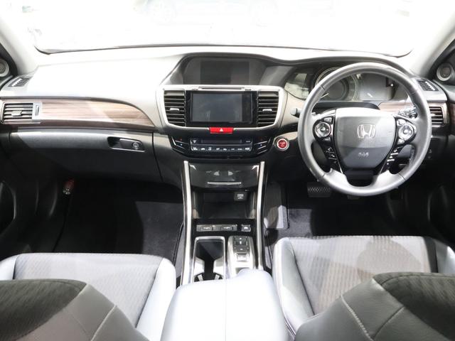 アコードハイブリッド EX 純正ナビ バックカメラ サイドカメラ パーキングセンサー 電動リアサンシェード ETC LEDライト フォグ バックモニター Pシート Pセンサー サイドカーテンエアバック サイドモニター ナビTV(6枚目)