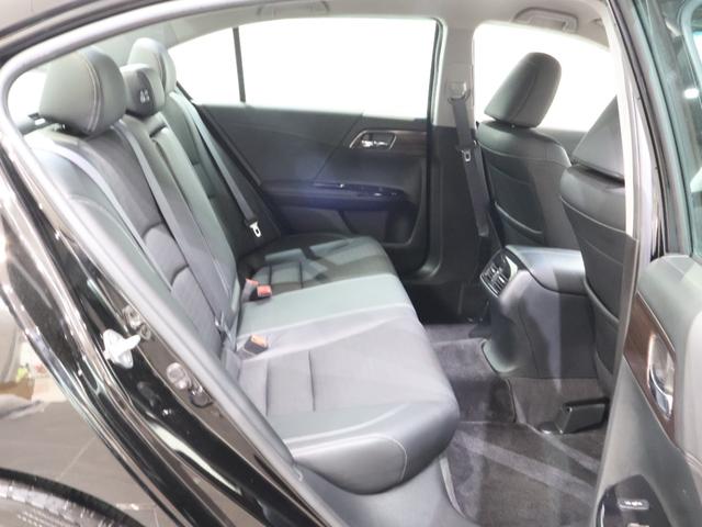 アコードハイブリッド EX 純正ナビ バックカメラ サイドカメラ パーキングセンサー 電動リアサンシェード ETC LEDライト フォグ バックモニター Pシート Pセンサー サイドカーテンエアバック サイドモニター ナビTV(17枚目)