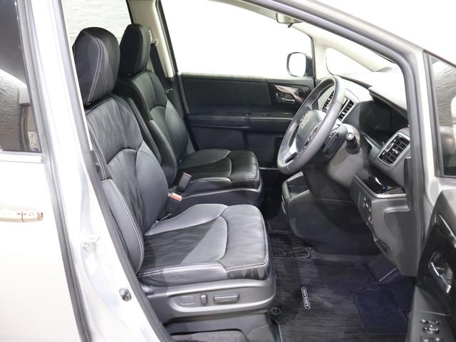 オデッセイ アブソルート・EXホンダセンシング 純正ナビ マルチビューカメラ 両側パワースライドドア パーキングセンサー パーキングアシスト 電動シート シートヒーター オットマンシート フルセグテレビ 360°カメラ 横滑り防止装置 Pシート(15枚目)