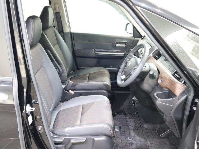 フリード クロスター・ホンダセンシング 純正ナビ バックカメラ 両側パワースライドドア シートヒーター ウォークスルー ETC LEDライト フォグ 両PSD USBポート 地デジ エアバック Iストップ VSA リヤカメラ 整備記録簿(15枚目)