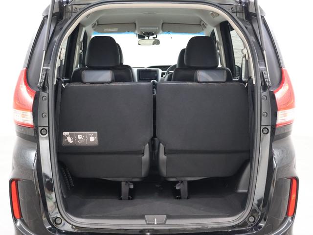 フリード クロスター・ホンダセンシング 純正ナビ バックカメラ 両側パワースライドドア シートヒーター ウォークスルー ETC LEDライト フォグ 両PSD USBポート 地デジ エアバック Iストップ VSA リヤカメラ 整備記録簿(19枚目)