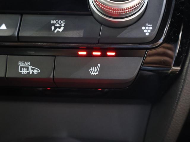 インサイト ＥＸ・ブラックスタイル　純正ナビ　バックカメラ　前後ドラレコ　パーキングセンサー　シートヒーター　ブラスポ　ＥＴＣ　ＬＥＤライト　フォグ　ＡＡＣ　クルーズコントロール　キーレス　Ｐセンサー　サイドエアバッグ　ＶＳＡ　ＡＢＳ（9枚目）