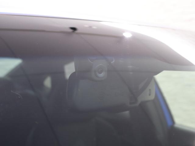 インサイト ＥＸ・ブラックスタイル　純正ナビ　バックカメラ　前後ドラレコ　パーキングセンサー　シートヒーター　ブラスポ　ＥＴＣ　ＬＥＤライト　フォグ　ＡＡＣ　クルーズコントロール　キーレス　Ｐセンサー　サイドエアバッグ　ＶＳＡ　ＡＢＳ（14枚目）