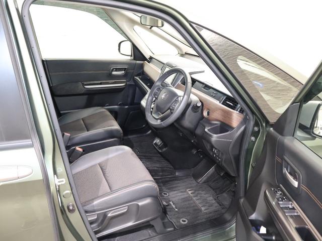 フリード+ハイブリッド ハイブリッド・クロスターホンダセンシング 純正ナビ バックカメラ 両側パワースライドドア 前後ドラレコ ETC LEDライト フォグ ルーフレール 地デジフルセグ 両側電動ドア LEDヘッドライト スマートキー 横滑り防止装置 整備記録簿(16枚目)