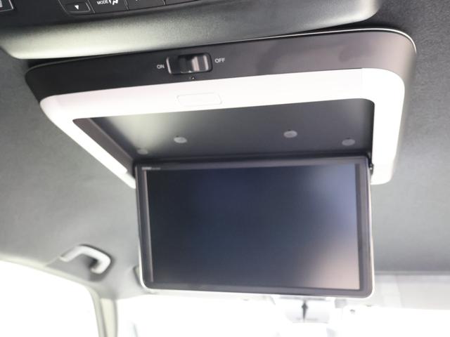 ステップワゴン ｅ：ＨＥＶスパーダプレミアムライン　純正ナビ　マルチビューカメラ　両側パワースライドドア　フリップダウン　パーキングセンサー　パワーテールゲート　ＥＴＣ　ＬＥＤライト　フォグ　マルチカメラ　Ｐテールゲート　Ｗエアコン　両側自動ドア（9枚目）