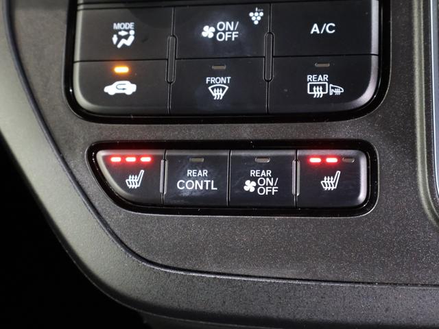 ステップワゴン ｅ：ＨＥＶスパーダプレミアムライン　純正ナビ　マルチビューカメラ　両側パワースライドドア　フリップダウン　パーキングセンサー　パワーテールゲート　ＥＴＣ　ＬＥＤライト　フォグ　マルチカメラ　Ｐテールゲート　Ｗエアコン　両側自動ドア（11枚目）