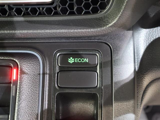 ステップワゴン ｅ：ＨＥＶスパーダプレミアムライン　純正ナビ　マルチビューカメラ　両側パワースライドドア　フリップダウン　パーキングセンサー　パワーテールゲート　ＥＴＣ　ＬＥＤライト　フォグ　マルチカメラ　Ｐテールゲート　Ｗエアコン　両側自動ドア（13枚目）