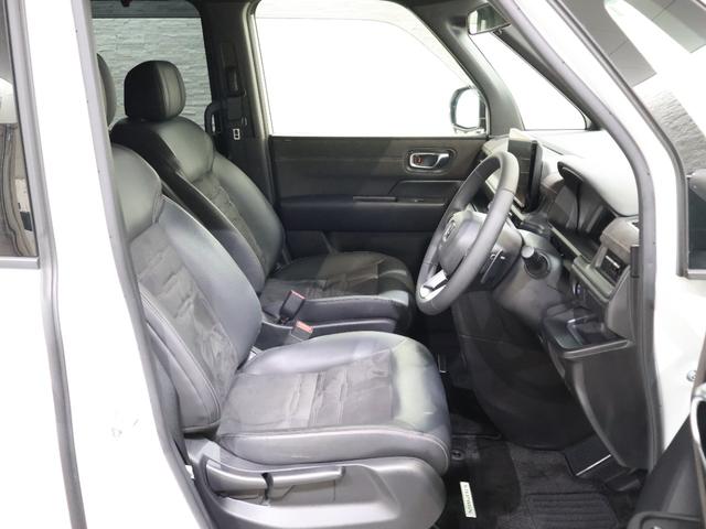 ステップワゴン ｅ：ＨＥＶスパーダプレミアムライン　純正ナビ　マルチビューカメラ　両側パワースライドドア　フリップダウン　パーキングセンサー　パワーテールゲート　ＥＴＣ　ＬＥＤライト　フォグ　マルチカメラ　Ｐテールゲート　Ｗエアコン　両側自動ドア（19枚目）