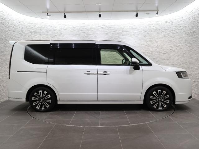 ステップワゴン ｅ：ＨＥＶスパーダプレミアムライン　純正ナビ　マルチビューカメラ　両側パワースライドドア　フリップダウン　パーキングセンサー　パワーテールゲート　ＥＴＣ　ＬＥＤライト　フォグ　マルチカメラ　Ｐテールゲート　Ｗエアコン　両側自動ドア（29枚目）