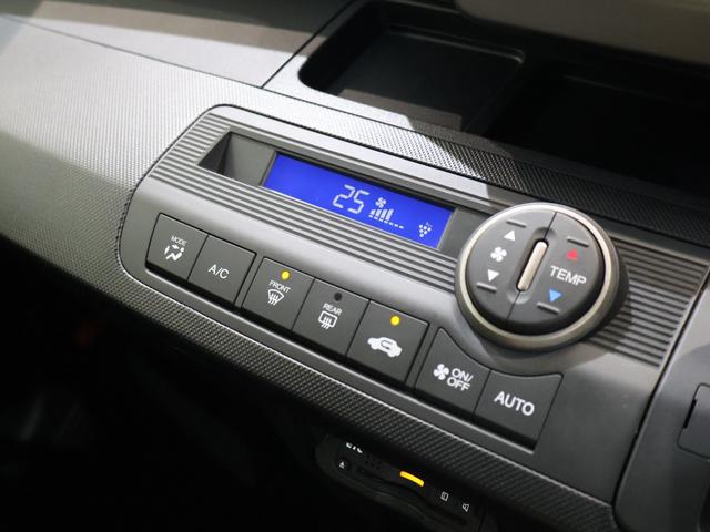 フリードスパイクハイブリッド ハイブリッドプレミアムエディション　純正ナビ　フルセグ　バックカメラ　ＥＴＣ　両側パワスラ　クルコン　純正ＳＷ　ＵＳＢ　両側自動ドア　Ｂカメラ　スマ－トキ－　オートエアコン　ＤＶＤ再生　盗難防止システム　クルーズコントロール　ＶＳＡ（7枚目）