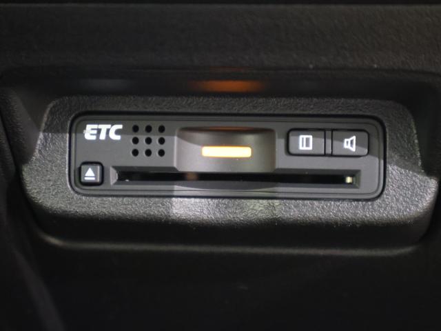 フリードスパイクハイブリッド ハイブリッドプレミアムエディション　純正ナビ　フルセグ　バックカメラ　ＥＴＣ　両側パワスラ　クルコン　純正ＳＷ　ＵＳＢ　両側自動ドア　Ｂカメラ　スマ－トキ－　オートエアコン　ＤＶＤ再生　盗難防止システム　クルーズコントロール　ＶＳＡ（11枚目）