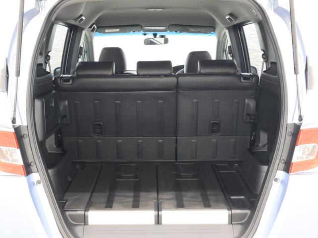 フリードスパイクハイブリッド ハイブリッドプレミアムエディション　純正ナビ　フルセグ　バックカメラ　ＥＴＣ　両側パワスラ　クルコン　純正ＳＷ　ＵＳＢ　両側自動ドア　Ｂカメラ　スマ－トキ－　オートエアコン　ＤＶＤ再生　盗難防止システム　クルーズコントロール　ＶＳＡ（14枚目）