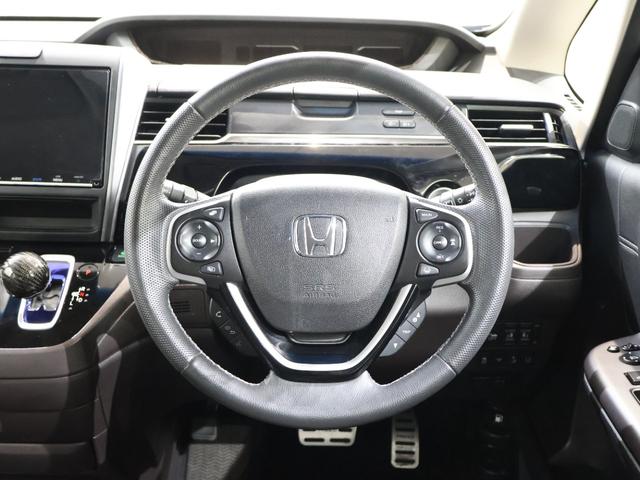 フリードハイブリッド ハイブリッド・モデューロＸホンダセンシング　純正ナビ　オートクルーズコントロール　ＬＥＤライト　フルオートエアコン　追突軽減Ｂ　ＥＴＣ車載器　リヤカメラ　ＤＶＤ再生可　フルセグ　エアバッグ　スマートキー　アイドリングストップ　ＶＳＡ　イモビ（6枚目）