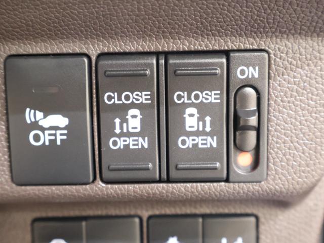 フリードハイブリッド ハイブリッド・モデューロＸホンダセンシング　純正ナビ　オートクルーズコントロール　ＬＥＤライト　フルオートエアコン　追突軽減Ｂ　ＥＴＣ車載器　リヤカメラ　ＤＶＤ再生可　フルセグ　エアバッグ　スマートキー　アイドリングストップ　ＶＳＡ　イモビ（11枚目）