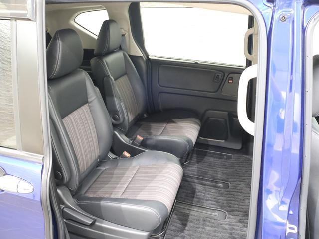 フリードハイブリッド ハイブリッド・モデューロＸホンダセンシング　純正ナビ　オートクルーズコントロール　ＬＥＤライト　フルオートエアコン　追突軽減Ｂ　ＥＴＣ車載器　リヤカメラ　ＤＶＤ再生可　フルセグ　エアバッグ　スマートキー　アイドリングストップ　ＶＳＡ　イモビ（14枚目）