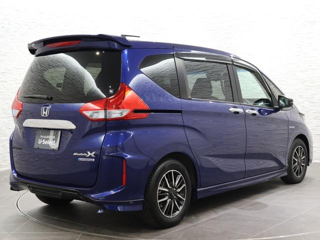 フリードハイブリッド ハイブリッド・モデューロＸホンダセンシング　純正ナビ　オートクルーズコントロール　ＬＥＤライト　フルオートエアコン　追突軽減Ｂ　ＥＴＣ車載器　リヤカメラ　ＤＶＤ再生可　フルセグ　エアバッグ　スマートキー　アイドリングストップ　ＶＳＡ　イモビ（26枚目）