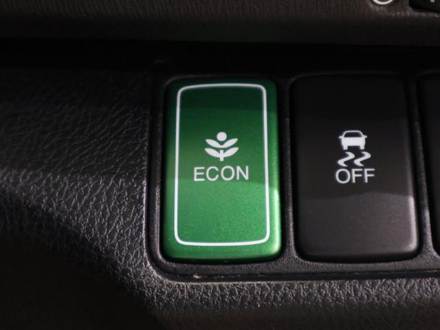 オデッセイ Mエアロパッケージ 純正ナビ 社外フリップダウン Bカメラ ETC HIDライト フォグ 純正アルミ キーフリー USB入力 バックカメ 横滑り防止装置 スマ-トキ- パワーウィンドウ フルオートエアコン DVD ABS(10枚目)