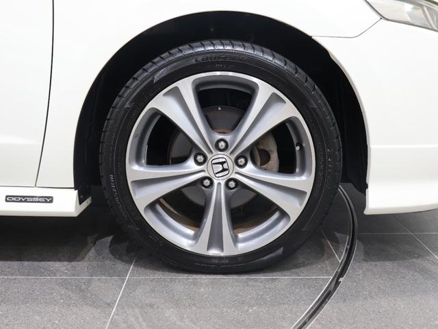 オデッセイ Mエアロパッケージ 純正ナビ 社外フリップダウン Bカメラ ETC HIDライト フォグ 純正アルミ キーフリー USB入力 バックカメ 横滑り防止装置 スマ-トキ- パワーウィンドウ フルオートエアコン DVD ABS(28枚目)