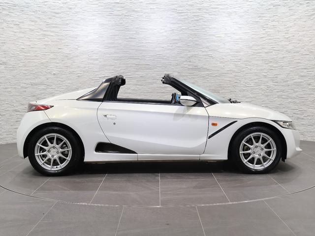 S660 β 社外マフラー 社外タービン パドルシフト LEDライト 社外AW イモビライザー Wエアバック ABS サイドエアバッグ パワーウインドウ 運転席エアバッグ オートエアコン キーレス ターボ(3枚目)