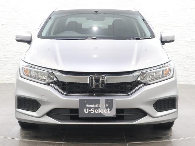 グレイス ハイブリッドLX・ホンダセンシング 純正ナビ バックカメラ ETC LEDライト オートハイビーム 衝突軽減ブレーキ リアカメラ USB 横滑り防止 サイドカーテンエアバック ABS クルーズコントロール キーレス スマートキー DVD(17枚目)