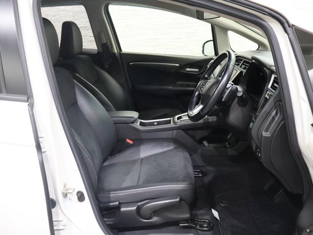 シャトル ハイブリッドZホンダセンシング 純正ナビ フルセグ バックカメラ FTC シートヒーター パドルシフト LEDヘッドライト フォグランプ 純正アルミホイール 衝突軽減 カーテンエアバック LEDライト イモビ Bカメラ クルコン(13枚目)