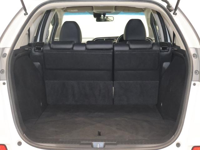 シャトル ハイブリッドZホンダセンシング 純正ナビ フルセグ バックカメラ FTC シートヒーター パドルシフト LEDヘッドライト フォグランプ 純正アルミホイール 衝突軽減 カーテンエアバック LEDライト イモビ Bカメラ クルコン(15枚目)