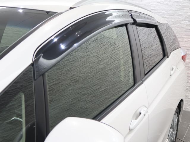 シャトル ハイブリッドZホンダセンシング 純正ナビ フルセグ バックカメラ FTC シートヒーター パドルシフト LEDヘッドライト フォグランプ 純正アルミホイール 衝突軽減 カーテンエアバック LEDライト イモビ Bカメラ クルコン(25枚目)