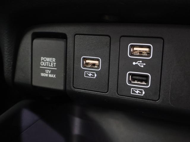 フィット e:HEVリュクス 純正ホンダコネクトディスプレイオーディオ フルセグ ホンダセンシング パーキングセンサー マルチビューカメラ シートヒーター ブラインドスポットインフォメーション 誤発進抑制機能 フロントカメラ(13枚目)