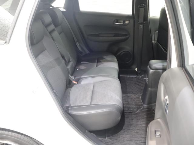 フィット e:HEVリュクス 純正ホンダコネクトディスプレイオーディオ フルセグ ホンダセンシング パーキングセンサー マルチビューカメラ シートヒーター ブラインドスポットインフォメーション 誤発進抑制機能 フロントカメラ(18枚目)