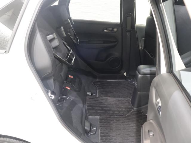 フィット e:HEVリュクス 純正ホンダコネクトディスプレイオーディオ フルセグ ホンダセンシング パーキングセンサー マルチビューカメラ シートヒーター ブラインドスポットインフォメーション 誤発進抑制機能 フロントカメラ(19枚目)