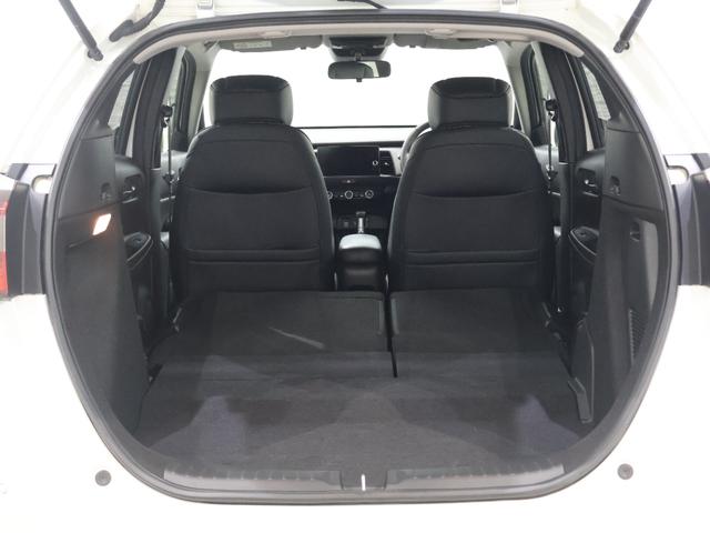 フィット e:HEVリュクス 純正ホンダコネクトディスプレイオーディオ フルセグ ホンダセンシング パーキングセンサー マルチビューカメラ シートヒーター ブラインドスポットインフォメーション 誤発進抑制機能 フロントカメラ(21枚目)