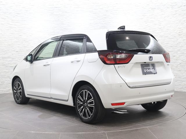 フィット e:HEVリュクス 純正ホンダコネクトディスプレイオーディオ フルセグ ホンダセンシング パーキングセンサー マルチビューカメラ シートヒーター ブラインドスポットインフォメーション 誤発進抑制機能 フロントカメラ(26枚目)