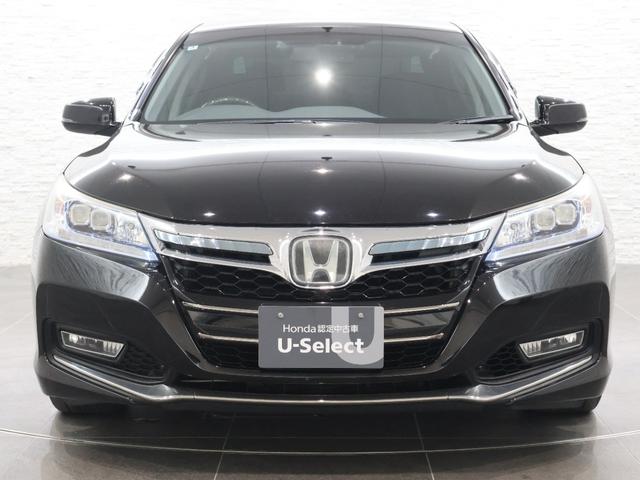 アコードハイブリッド EX 純正メーカーナビ ETC クルコン CMBS フォグ パワーシート 純正アルミ バックカメラ Fドライブレコーダー リヤカメラ 衝突軽減システム 盗難防止装置 パワーウィンドウ USB LED 記録簿(15枚目)