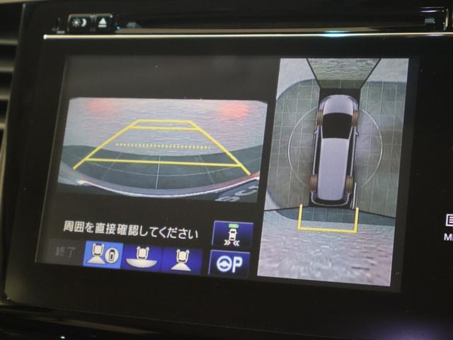 純正のマルチビューカメラが装備されています！上から見下ろしたような視界のカメラが駐車をサポートします！