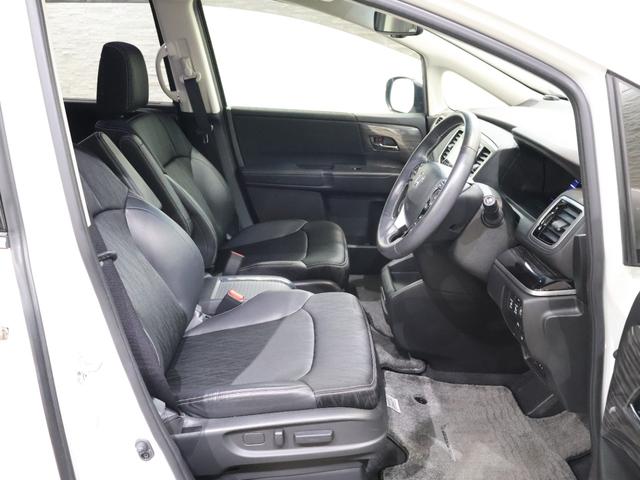 全ての座席で皆様に快適におくつろぎいただけるよう膝周りにゆとりを持たせ、心地よく座れるよう設計されています！！