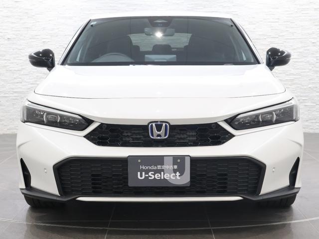 シビック ｅ：ＨＥＶＥＸ　当社デモカー　純正ホンダコネクトディスプレイ　バックカメラ　パーキングセンサー　ブラインドスポットインフォメーション　電動シート　シートヒーター　電動サンルーフ　ＥＴＣ　ＬＥＤライト　Ｂカメラ　ＥＳＣ（23枚目）