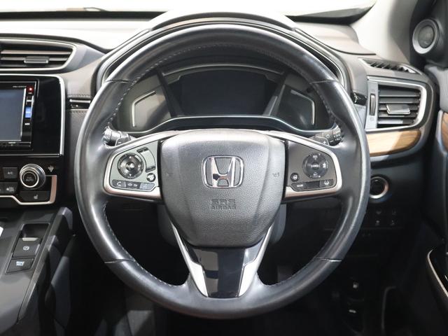 ＣＲ－Ｖハイブリッド ｅ：ＨＥＶＥＸ・マスターピース　４ＷＤ　純正ナビ　バックカメラ　ステアリングヒーター　パワーテールゲート　電動サンルーフ　ＥＴＣ　ＬＥＤライト　フォグ　電動バックドア　衝突軽減ブレーキ　クルコン　Ｂカメラ　ＬＥＤヘッドライト　ＤＶＤ（7枚目）