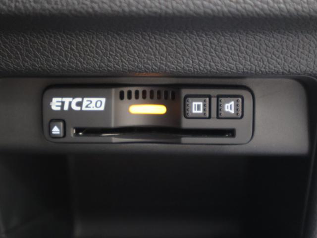 ＣＲ－Ｖハイブリッド ｅ：ＨＥＶＥＸ・マスターピース　４ＷＤ　純正ナビ　バックカメラ　ステアリングヒーター　パワーテールゲート　電動サンルーフ　ＥＴＣ　ＬＥＤライト　フォグ　電動バックドア　衝突軽減ブレーキ　クルコン　Ｂカメラ　ＬＥＤヘッドライト　ＤＶＤ（15枚目）