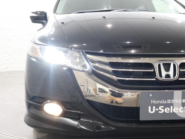 太陽光に近い光を放つディスチャージヘッドライト！夜間、雨天のドライブの安全をサポートするだけでなく、寿命も長く、一般的なライトより経済的です！