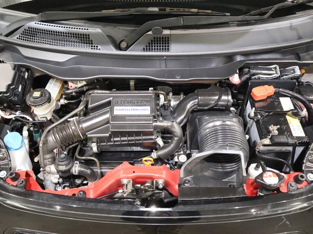 N-ONE プレミアムツアラーSSネオクラシックレーサーパッケジ 純正ナビ バックカメラ クルーズコントロール シートヒーター パドルシフト ETC HIDライト フォグ ワンセグTV ECON エアバッグ DVD ベンチシート Bカメラ ターボ 横滑り防止装置(27枚目)