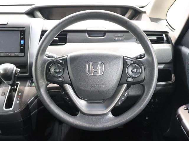 フリード＋ Ｇ・ホンダセンシング　純正ナビ　バックカメラ　両側パワースライドドア　ＥＴＣ　ハロゲンライト　純正ＳＷ　プリクラッシュ　Ｂモニター　両側オートスライドドア　パワーウインド　スマートキー　両席エアバック　ＰＳ　フルセグ（6枚目）