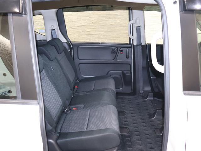 フリード＋ Ｇ・ホンダセンシング　純正ナビ　バックカメラ　両側パワースライドドア　ＥＴＣ　ハロゲンライト　純正ＳＷ　プリクラッシュ　Ｂモニター　両側オートスライドドア　パワーウインド　スマートキー　両席エアバック　ＰＳ　フルセグ（13枚目）