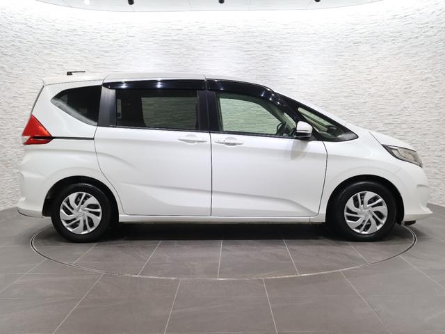 フリード＋ Ｇ・ホンダセンシング　純正ナビ　バックカメラ　両側パワースライドドア　ＥＴＣ　ハロゲンライト　純正ＳＷ　プリクラッシュ　Ｂモニター　両側オートスライドドア　パワーウインド　スマートキー　両席エアバック　ＰＳ　フルセグ（19枚目）