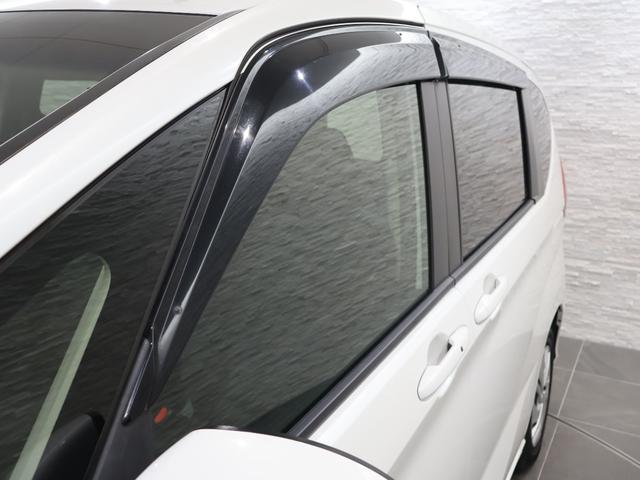 フリード＋ Ｇ・ホンダセンシング　純正ナビ　バックカメラ　両側パワースライドドア　ＥＴＣ　ハロゲンライト　純正ＳＷ　プリクラッシュ　Ｂモニター　両側オートスライドドア　パワーウインド　スマートキー　両席エアバック　ＰＳ　フルセグ（25枚目）