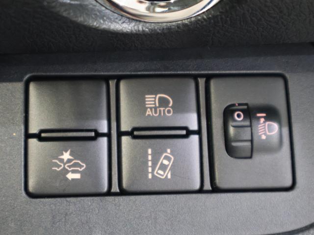 シエンタ ハイブリッドＧ　純正ナビ　バックカメラ　両側パワースライドドア　パーキングセンサー　衝突軽減ブレーキ　踏み間違い防止　ＥＴＣ　ハロゲンライト　純正ＳＷ　スマートキー　クリソナ　ブレーキサポート　ＥＣＯモード　Ｂカメラ（9枚目）