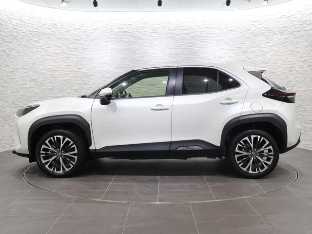 ヤリスクロス ハイブリッドZ 純正ナビ バックカメラ クルーズコントロール パーキングセンサー 軽減ブレーキ 踏み間違い防止 シートヒーター 電動シート ETC LEDライト インテリジェントキー シ-トヒ-タ- クリソナ USB(18枚目)