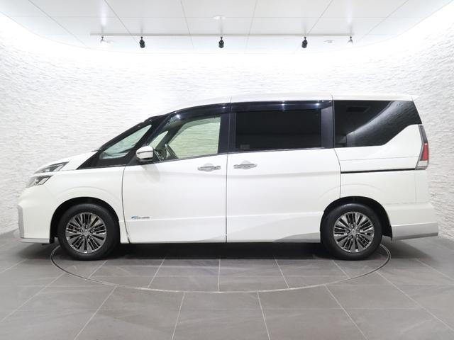 セレナ ライダー　Ｓ－ＨＹＢＲＩＤ　純正ナビ　バックカメラ　両側パワースライドドア　クルーズコントロール　軽減ブレーキ　踏み間違い防止　ＥＴＣ　ＬＥＤライト　純正ＡＷ　スマートキー　衝突軽減　地デジ　オートクルーズ（26枚目）