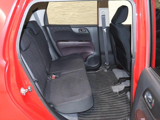 N-ONE プレミアム 社外ナビ バックカメラ 軽減ブレーキ 踏み間違い防止 横滑り防止 ETC HIDライト フォグ 純正AW スマートキー DVD再生機能 クルコン 運転席エアバック 横滑防止 イモビライザー 地デジ(12枚目)