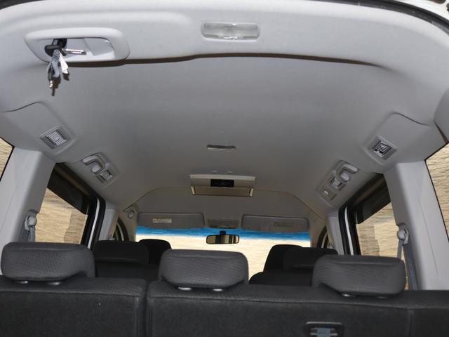 ステップワゴンスパーダ Z 純正ナビ バックカメラ 両側パワースライドドア フリップダウンモニター クルーズコントロール 横滑り防止 アイドリングストップ ETC HIDライト フォグ 純正AW スマートキー 横滑防止 イモビ(18枚目)