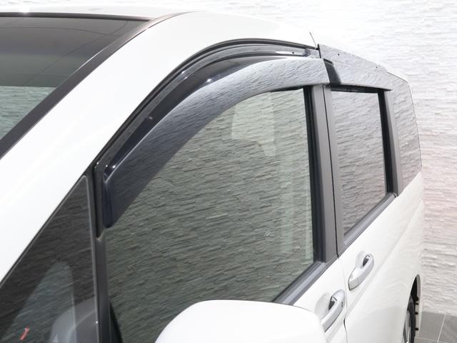 ステップワゴンスパーダ Z 純正ナビ バックカメラ 両側パワースライドドア フリップダウンモニター クルーズコントロール 横滑り防止 アイドリングストップ ETC HIDライト フォグ 純正AW スマートキー 横滑防止 イモビ(27枚目)